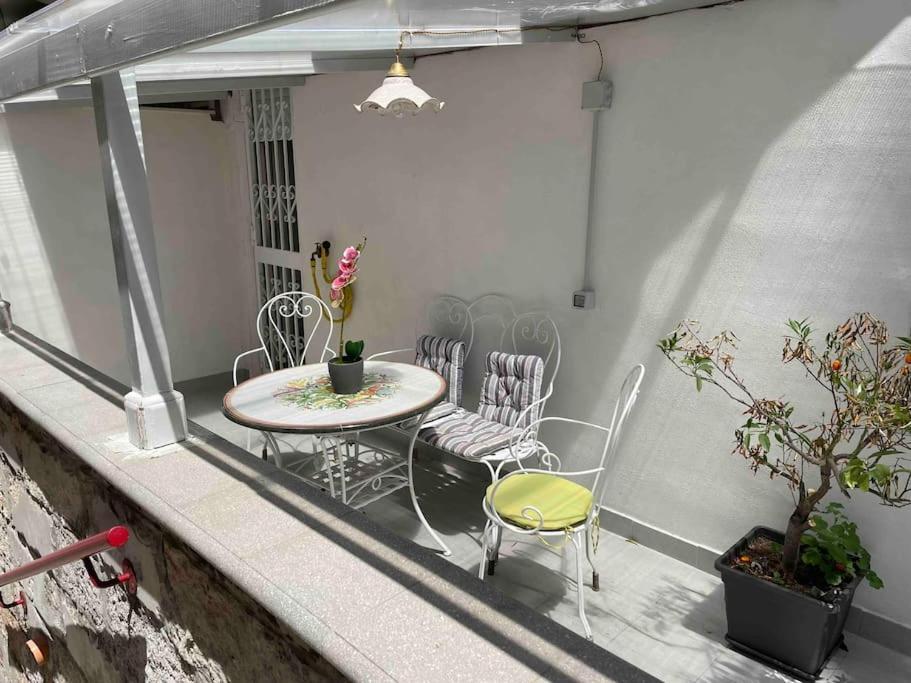 Ferienwohnung La Casa Di Lillidu - Napoli Most Exclusive Area Exterior foto